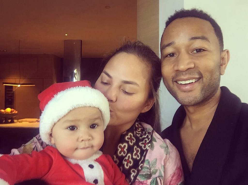 Chrissy Teigen, John Legend, Luna, Christmas Chrissy Teigen, John Legend, Luna, Christmas